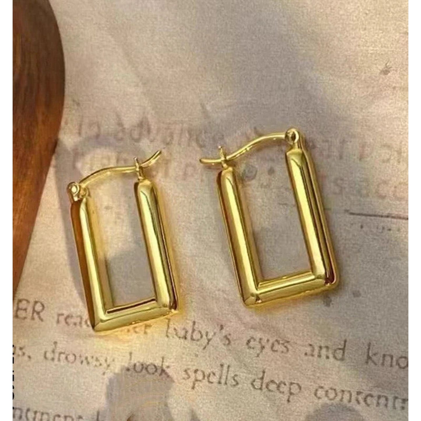 18k Yellow Gold Rectangle Hoop Earrings, Solid Yellow Gold Hoop Earrings Au750