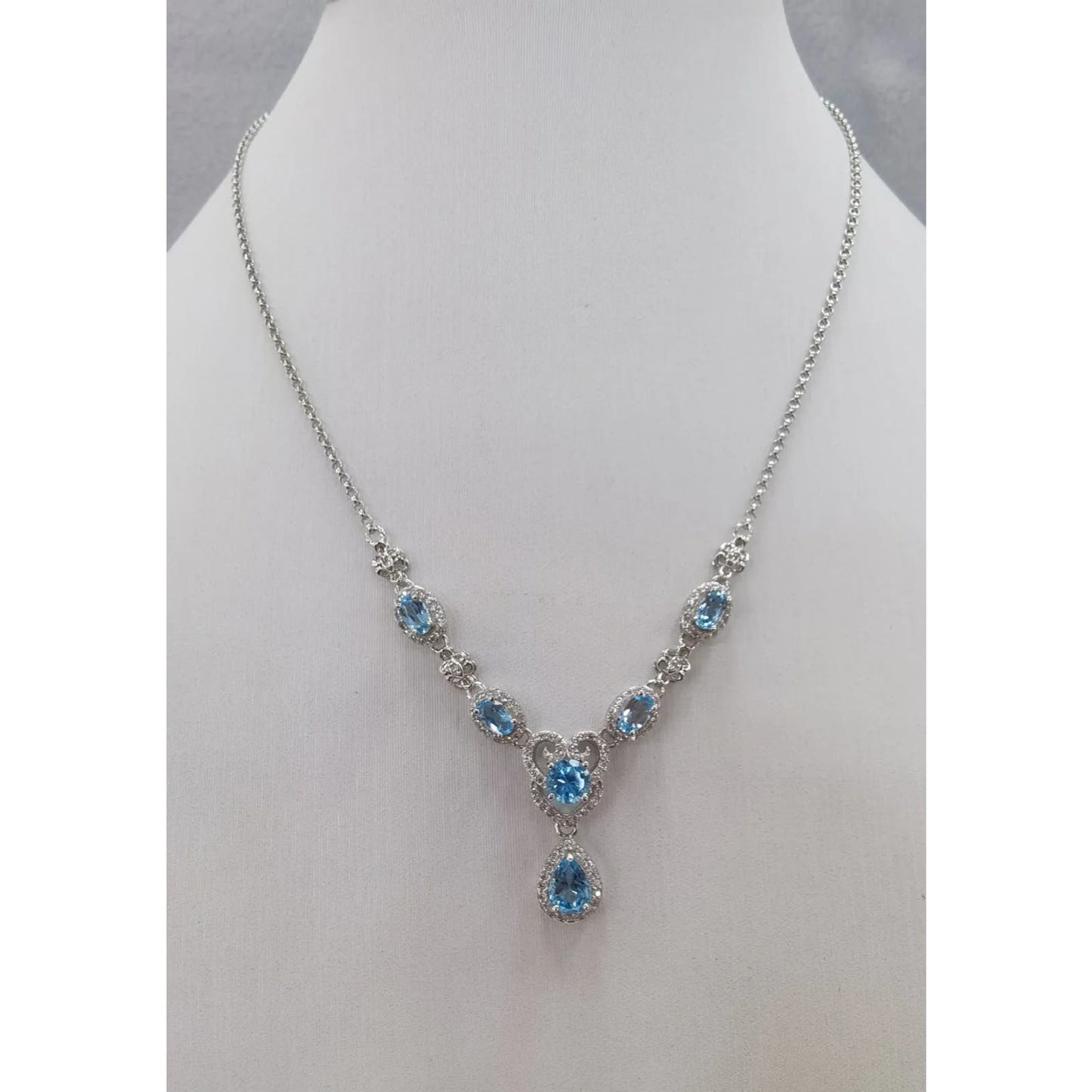 Swiss Blue Topaz Clavicle Chain Necklace 5x7mm