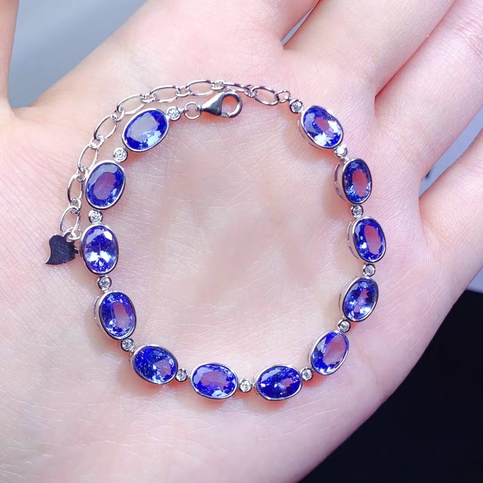 Purple Tanzanite Bracelet, Tanzanite Bracelet, Women's Tanzanite Bracelet, Tanzanite Gemstone Bracelet, Natural Tanzanite Jewelry, Natural Tanzanite Bracelet, Tanzanite Tennis Bracelet, Genuine Tanzanite Jewelry, VVS1 Tanzanite, Purple Tanzanite, Sterling Silver Tanzanite Bracelet, Women’s Tanzanite Bracelet, Tanzanite Jewelry For Women, Natural Tanzanite Jewelry, December Birthstone Tanzanite, Tanzanite December Birthstone Bracelet