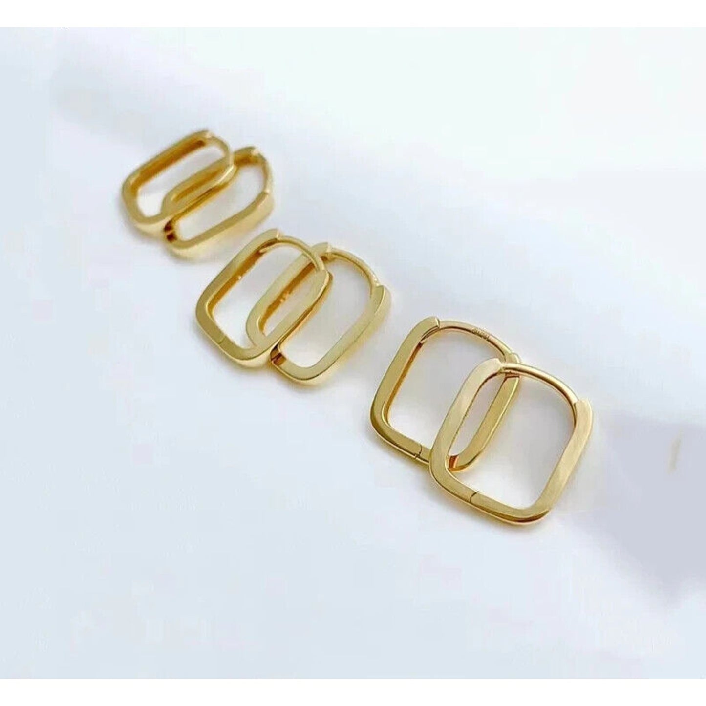 18k Yellow Gold Square Shape Hoop Earrings, Solid Yellow Gold Square Hoops Au750