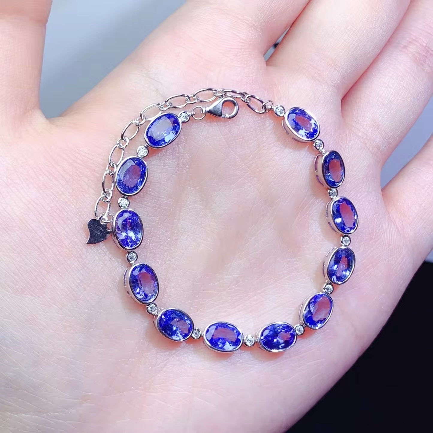 Purple Tanzanite Bracelet, Tanzanite Bracelet, Women's Tanzanite Bracelet, Tanzanite Gemstone Bracelet, Natural Tanzanite Jewelry, Natural Tanzanite Bracelet, Tanzanite Tennis Bracelet, Genuine Tanzanite Jewelry, VVS1 Tanzanite, Purple Tanzanite, Sterling Silver Tanzanite Bracelet, Women’s Tanzanite Bracelet, Tanzanite Jewelry For Women, Natural Tanzanite Jewelry, December Birthstone Tanzanite, Tanzanite December Birthstone Bracelet