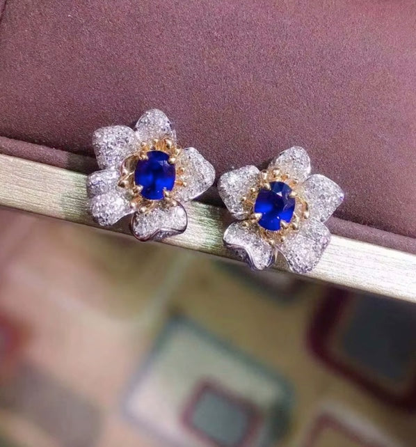 0.8ct Blue Sapphire & Diamond Flower Cluster Stud Earrings 18K Gold