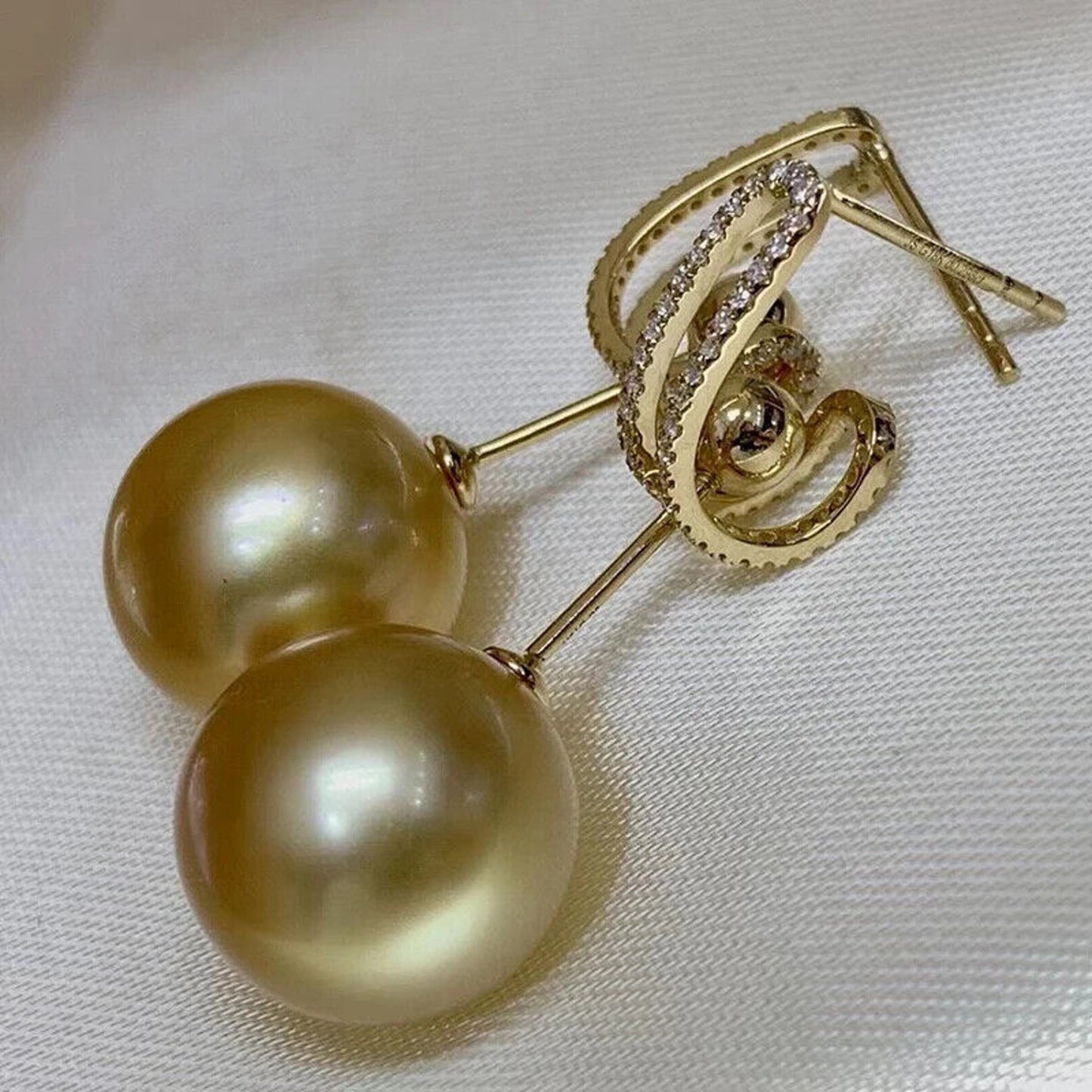 Natural Golden South Sea Pearl Earrings 12-13mm Grade AAAA Natural Diamonds 18k