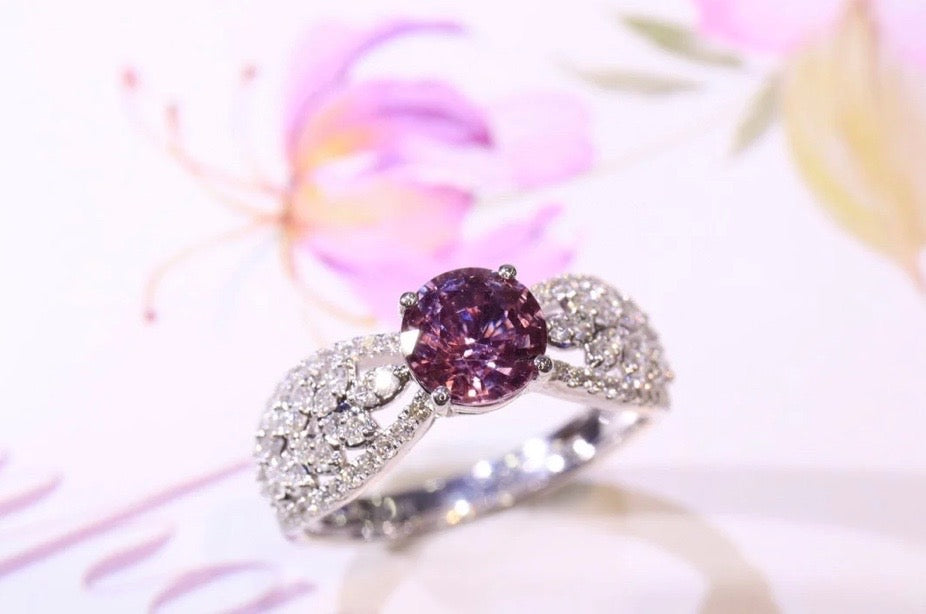 Round Purple Sapphire & Diamond Ring 18K White Gold Au750, Purple Sapphire Ring, Natural Sapphire, Sapphire Engagement Ring, Purple Sapphire Diamond Ring, Natural Sapphire & Diamond Ring, Pink Sapphire and Diamond Ring, 18k White Gold Sapphire Ring, Women’s Sapphire Diamond Ring’s, Natural Purple Sapphire Ring, Purple Sapphire Jewelry, Purple Sapphire Ring’s For Women, Solid Gold Sapphire Ring, 18k Gold Purple Sapphire Ring, Sapphire Wedding Ring 18k Gold, Sapphire Engagement Ring