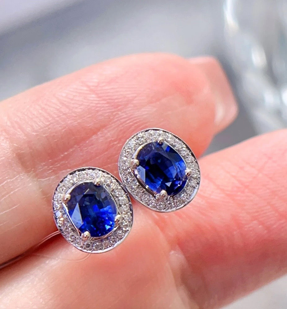 Blue Sapphire & Diamond Stud Earrings 18K White Gold, Natural Blue Sapphire & Diamond Stud Earrings, Blue Sapphire Earrings, Natural Sapphire Stud Earrings, Sapphire Earrings 18k White Gold, Sapphire Diamond Earrings, Diamond & Sapphire Earrings, Natural Diamond and Sapphire Earrings, Natural Sapphire and Diamond Earrings, Natural Sapphire & Diamond Earrings, Genuine Blue Sapphire, Natural Blue Sapphire, Diamond Earrings with Sapphire Solid Gold Sapphire Earrings