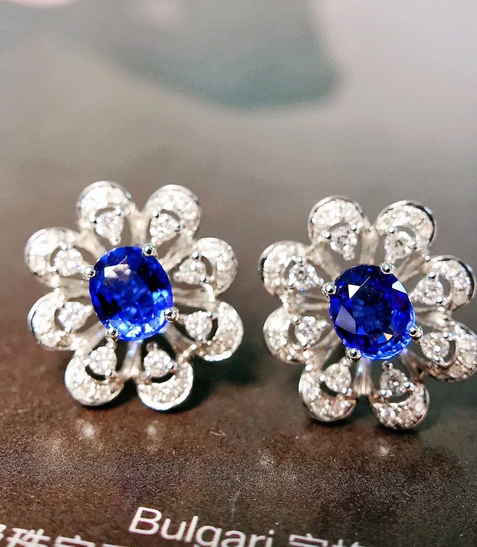 Bright Blue Sapphire & Diamond Flower Cluster Stud Earrings 18K Gold, Flower Stud Earrings, Sapphire Earrings, Bright Blue Sapphire, Sapphire Stud Earrings, White Gold Sapphire Earrings, 18k White Gold, White Gold Sapphire Earrings, Solid Gold Sapphire Earrings, Stud Earrings, Blue Gemstone, Blue Sapphire, Natural Sapphire, Natural Sapphire Earrings, Natural Sapphire Stud Earrings, White Gold Sapphire Stud Earrings, 1 CT Sapphire Earrings, Sapphire Diamond Earrings, Sapphire & Diamond, Sapphire and Diamond