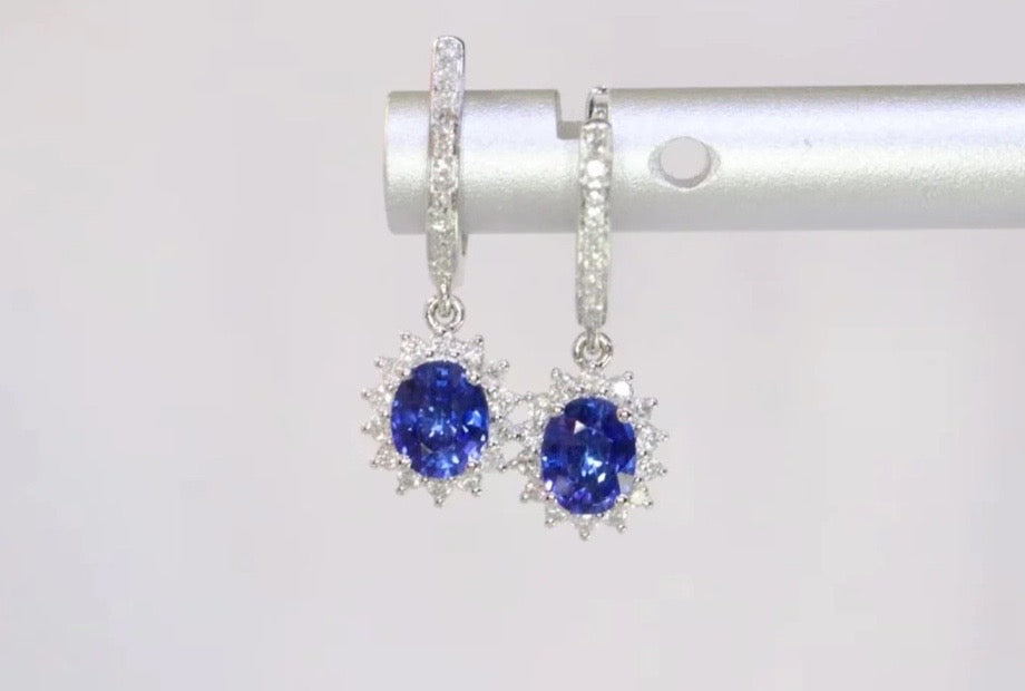 Blue Sapphire & Diamond Stud Earrings 18K White Gold, Natural Blue Sapphire & Diamond Stud Earrings, Blue Sapphire Earrings, Natural Sapphire Stud Earrings, Sapphire Earrings 18k White Gold, Sapphire Diamond Earrings, Diamond & Sapphire Earrings, Natural Diamond and Sapphire Earrings, Natural Sapphire and Diamond Earrings, Natural Sapphire & Diamond Earrings, Genuine Blue Sapphire, Natural Blue Sapphire, Diamond Earrings with Sapphire Solid Gold Sapphire Earrings