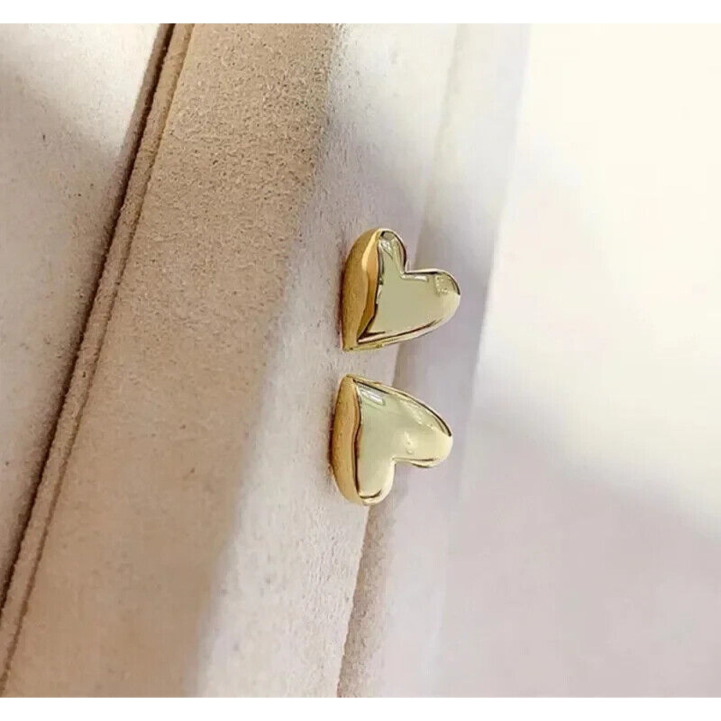 18k Gold Heart Stud Earrings, Au750 Heart Earrings, Yellow Gold Heart