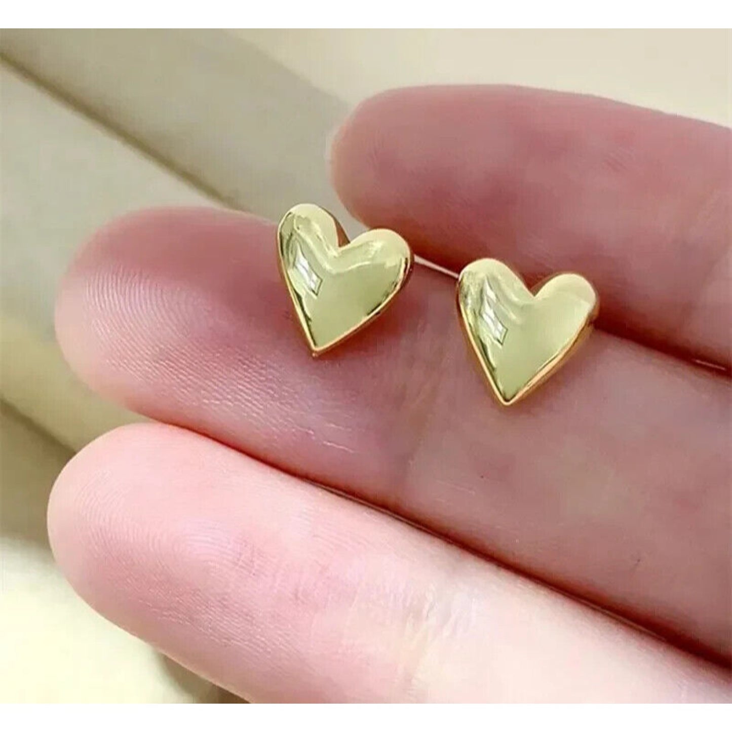 18k Gold Heart Stud Earrings, Au750 Heart Earrings, Yellow Gold Heart