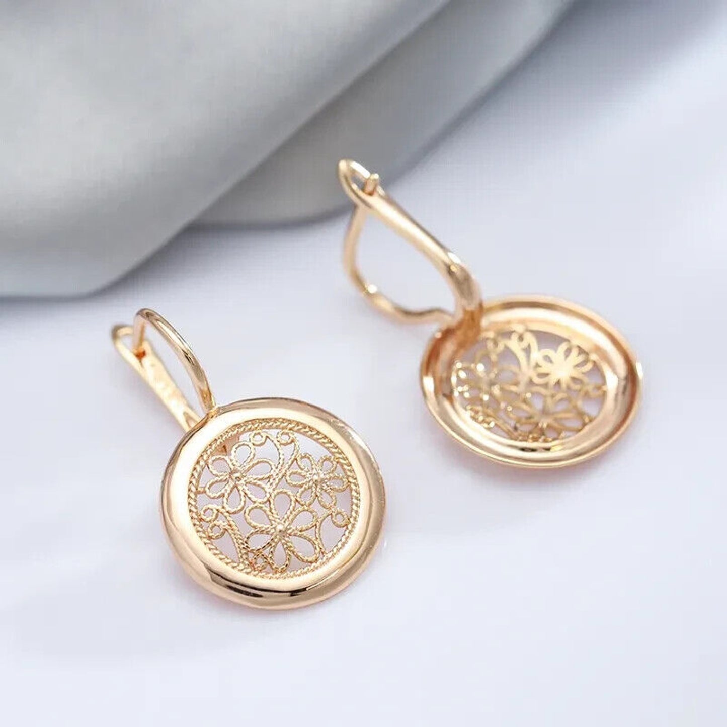 Rose Gold Earrings, Shiny Rose Gold Round Earrings 585 Rose Gold Stud