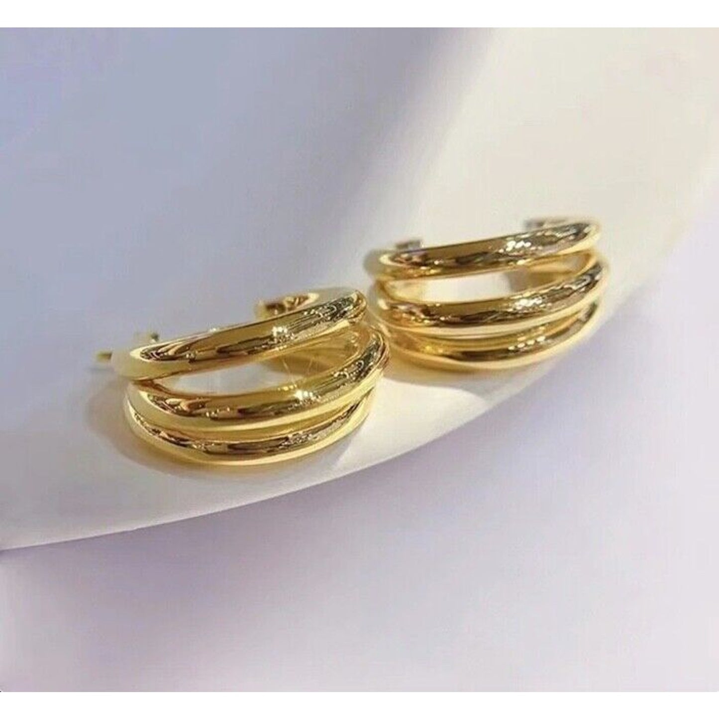 18k Gold 3 Layer Hoop Earrings, 2.2g 18k Yellow Gold Hoop Earrings 22mm x18mm