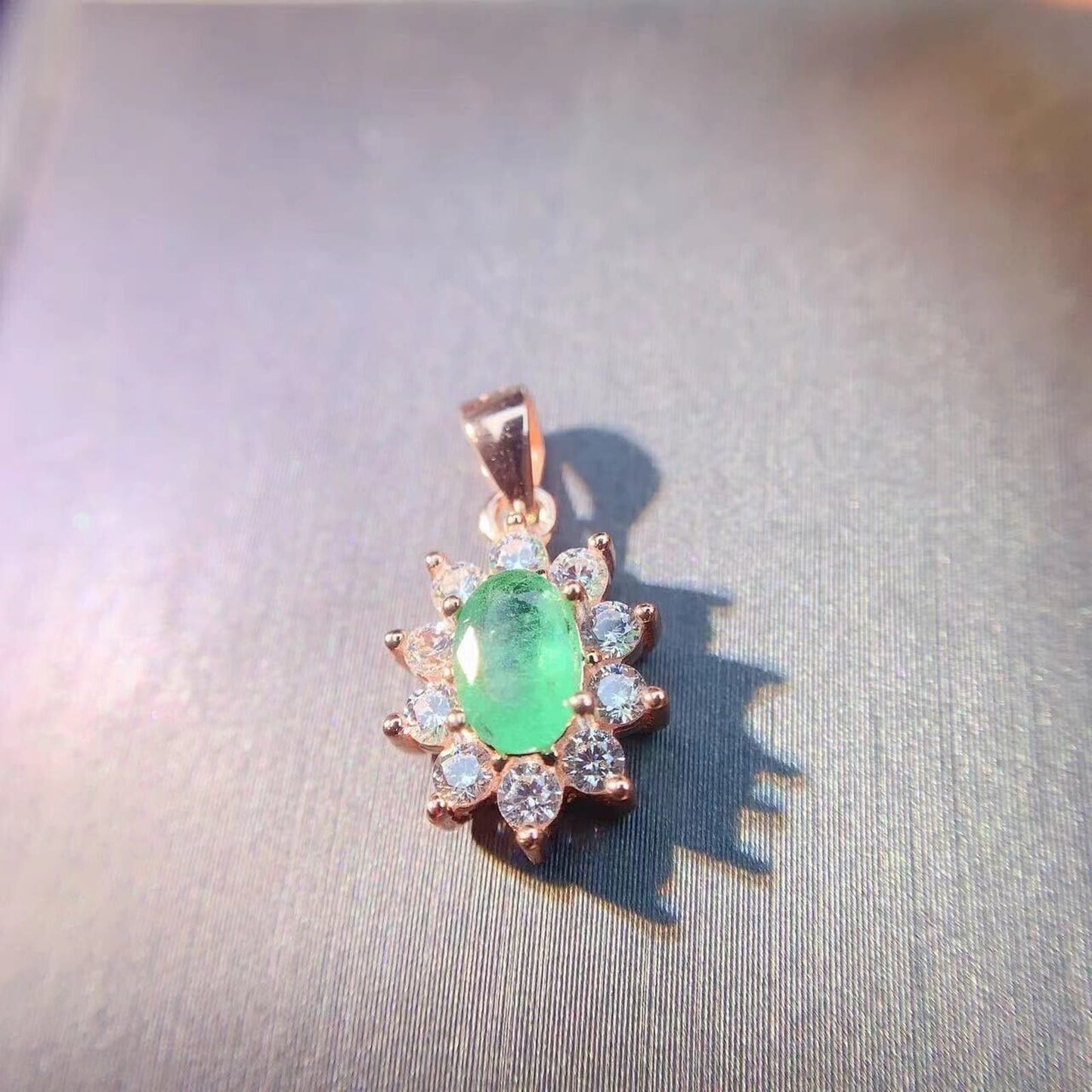 Natural Emerald Pendant Necklace 4x6mm