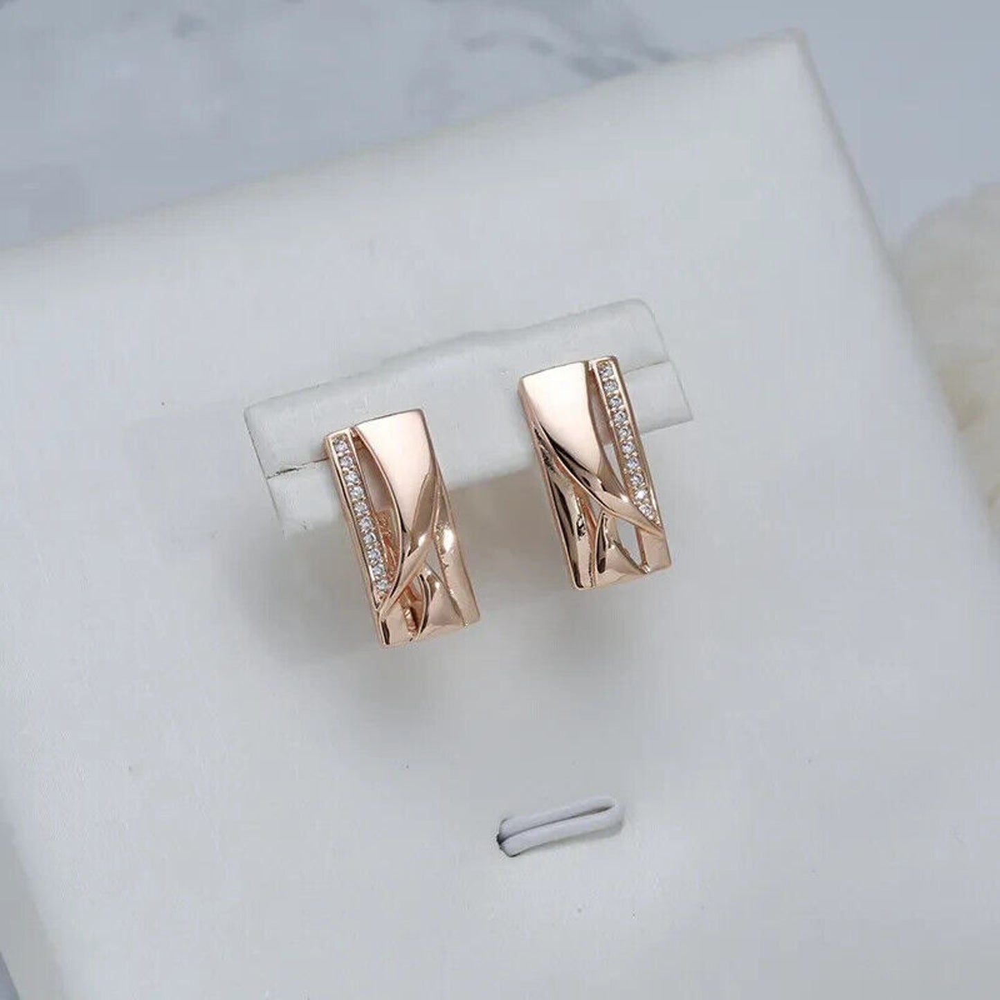 Rose Gold Earrings, Shiny Rose Gold Vintage Earrings, 585 Rose Gold Stud