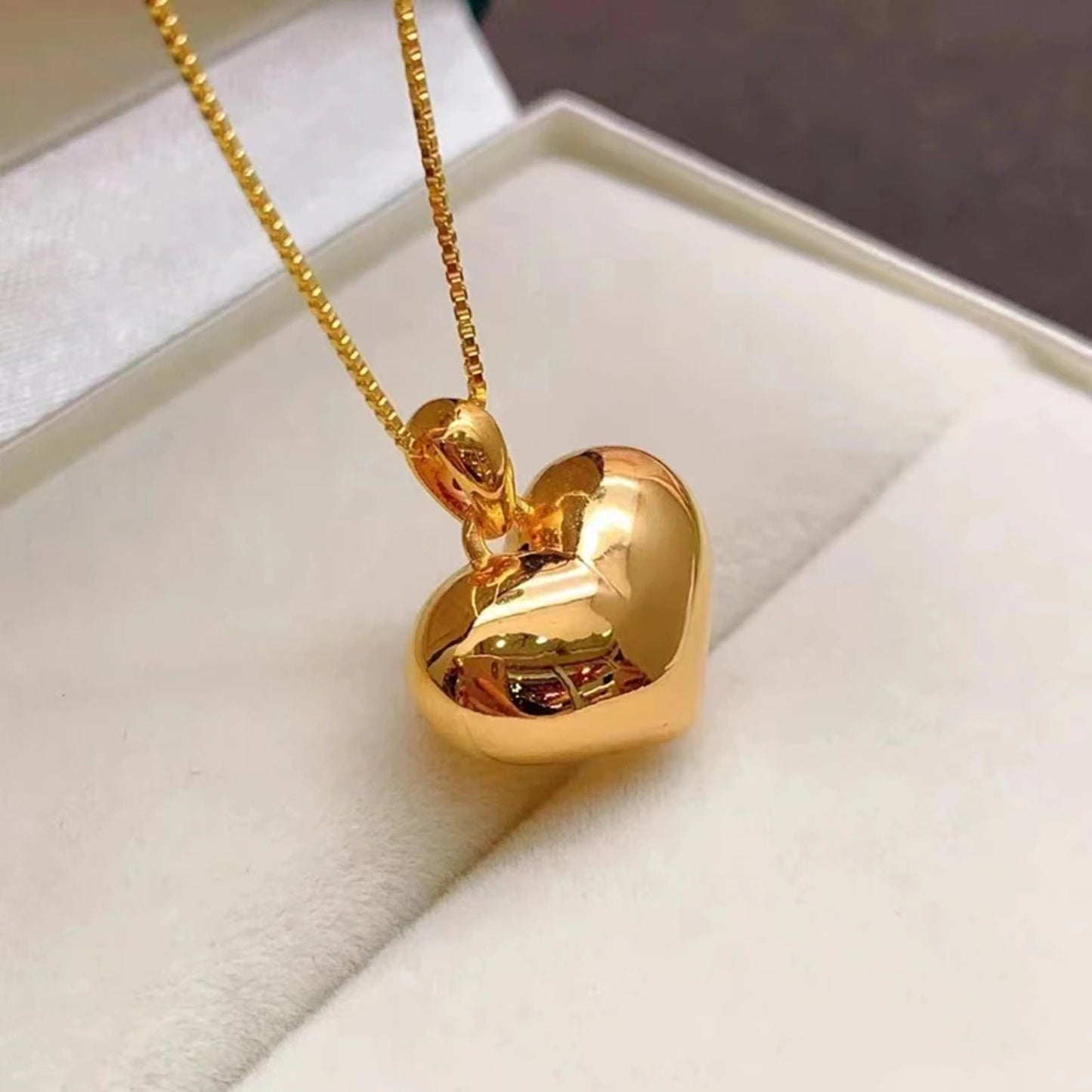 18K Gold Heart Pendant, Au750 Heart Pendant, 18k Gold Pendant with 0.8g Chain